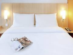 Zimmerbild 32