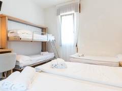 Zimmerbild 12