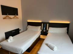 Zimmerbild 11