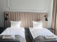 Zimmerbild 5
