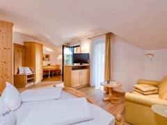 Zimmerbild 9
