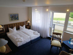 Zimmerbild 4