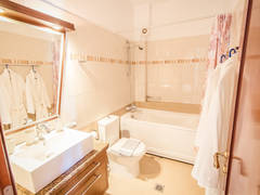 Zimmerbild 2