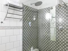 Zimmerbild 16