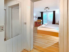 Zimmerbild 2