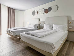 Zimmerbild 13