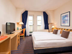 Zimmerbild 6