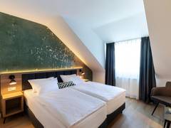 Zimmerbild 24