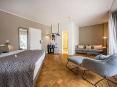 Zimmerbild 12
