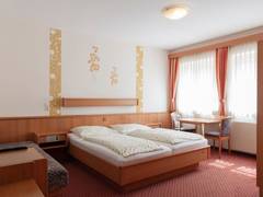 Zimmerbild 9
