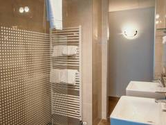 Zimmerbild 7