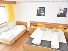 Zimmerbild 14