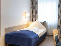 Zimmerbild 8