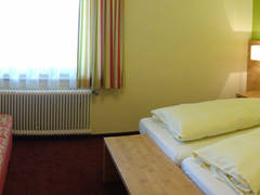 Zimmerbild 13