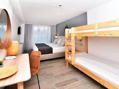 Zimmerbild 4