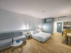 Zimmerbild 4