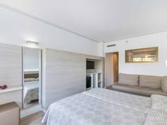 Zimmerbild 5