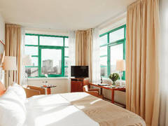 Zimmerbild 6