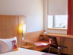 Zimmerbild 8