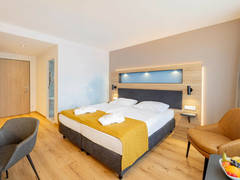 Zimmerbild 8