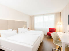 Zimmerbild 7