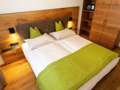 Zimmerbild 28