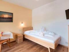 Zimmerbild 13