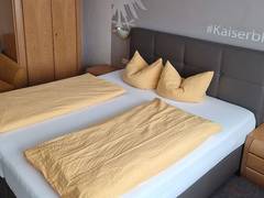Zimmerbild 9