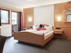 Zimmerbild 16