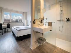 Zimmerbild 7