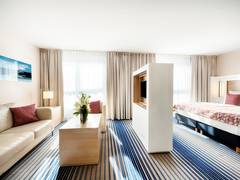 Zimmerbild 8