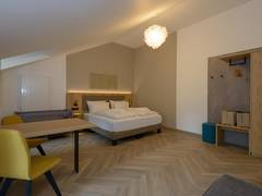 Zimmerbild 12