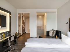 Zimmerbild 11