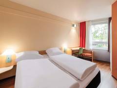 Zimmerbild 12
