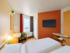 Zimmerbild 14