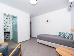 Zimmerbild 24