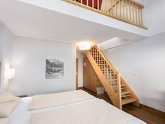Zimmerbild 8