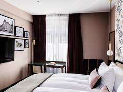 Zimmerbild 63