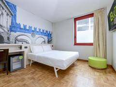 Zimmerbild 12