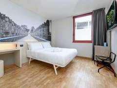 Zimmerbild 6