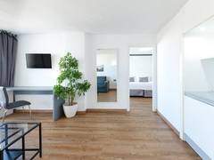 Zimmerbild 7