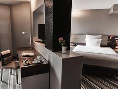 Zimmerbild 13