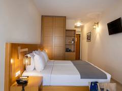 Zimmerbild 6