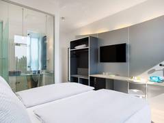 Zimmerbild 4