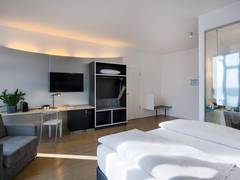 Zimmerbild 14