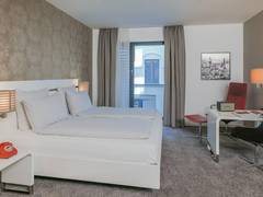 Zimmerbild 8