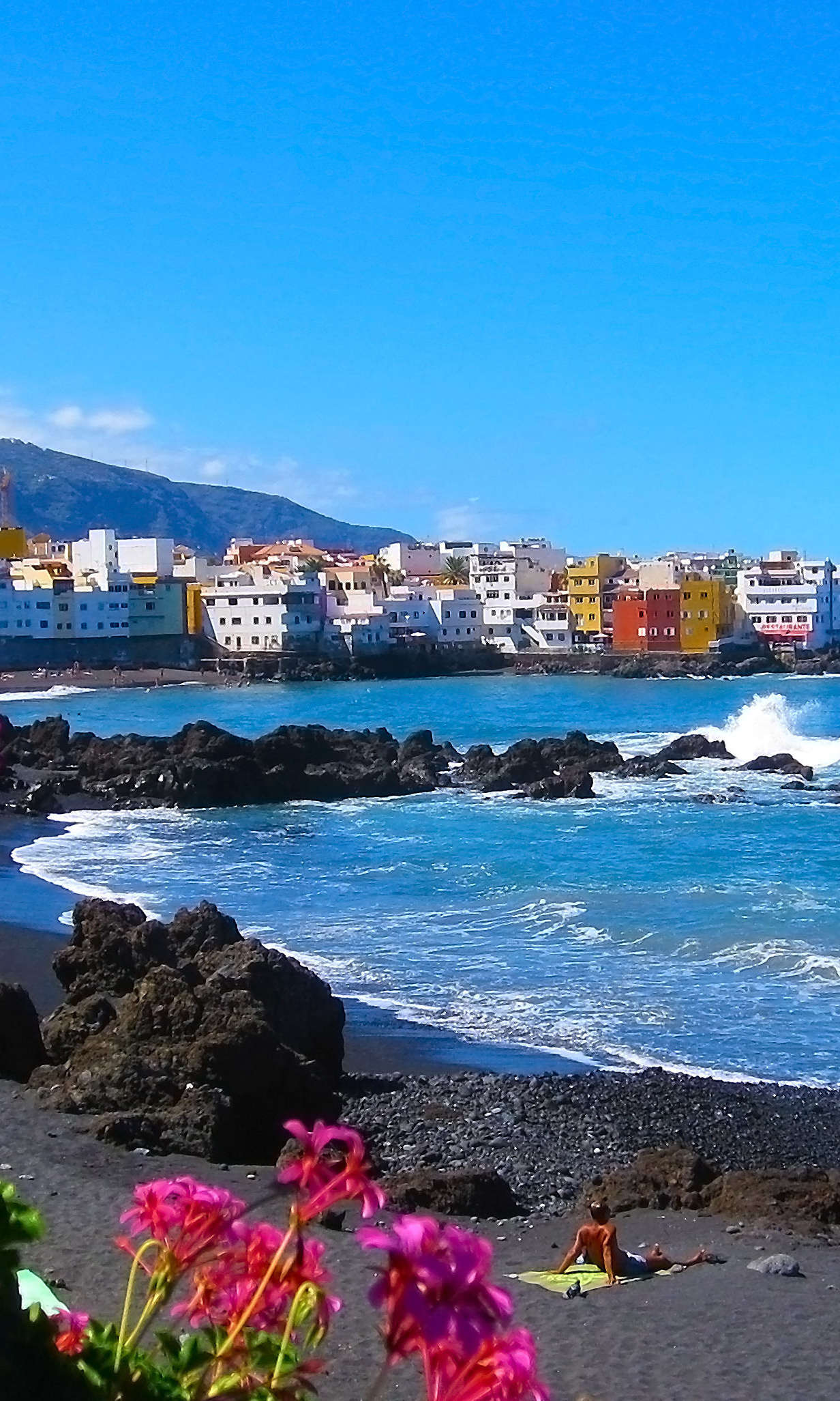 Book Cheap Holidays, Flights, Hotels & Car Rentals