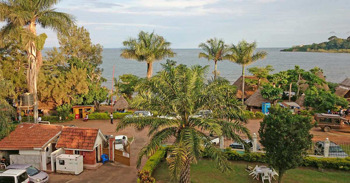 Liverpool - Entebbe