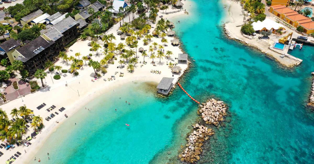 London - Curacao