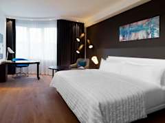 Zimmerbild 11